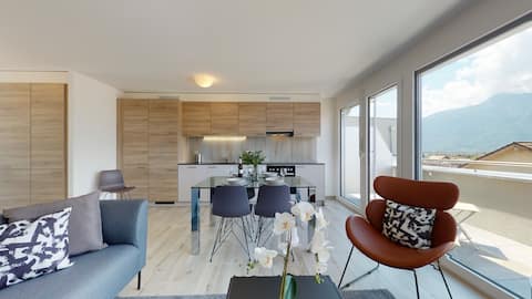 Bright Apartment 501 in downtown Aigle