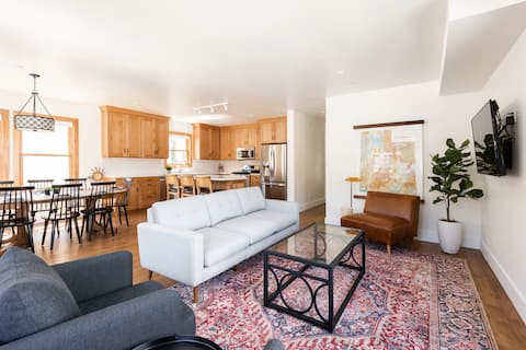 Private Old Town Home Near Main Street | Hot Tub