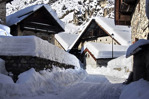 carail house typical of the country