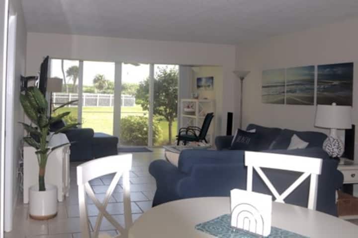 Cp 414 Garden View Condo - Welcome To Paradise - Fort Pierce, FL