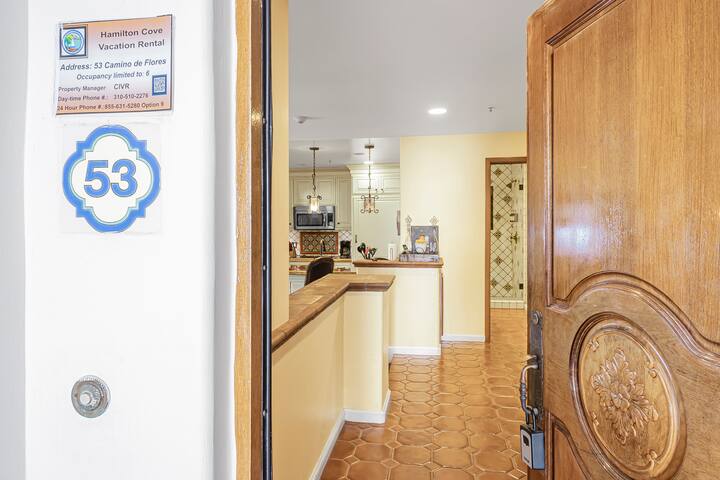 H153: 2bd Townhome Villa W/ Ocean Views & Cart gallery image 3