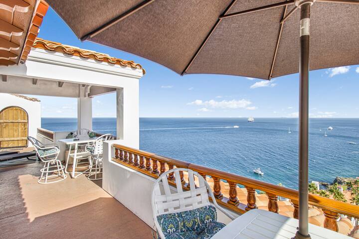 H1872 Stunning 3bd villa with 6-seater cart. gallery image 2