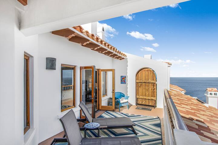 H1872 Stunning 3bd villa with 6-seater cart. gallery image 3