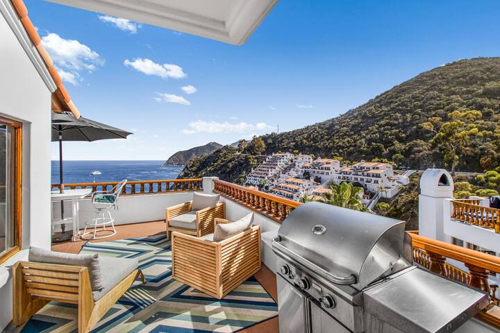 H1872 Stunning 3bd villa with 6-seater cart. gallery image 4