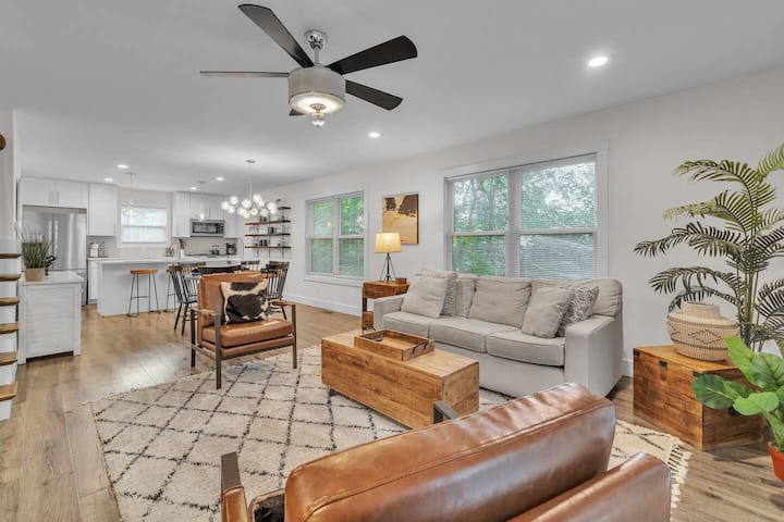 สร้างใหม่ล่าสุดสวยทันสมัยทันสมัยหรูหรา