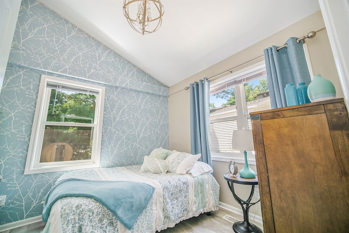 ห้องนอน 8 เตียงคู่