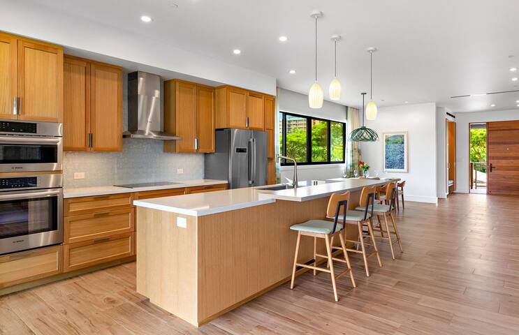 Maui Resort Rentals: Luana Garden Villas 17D gallery image 5