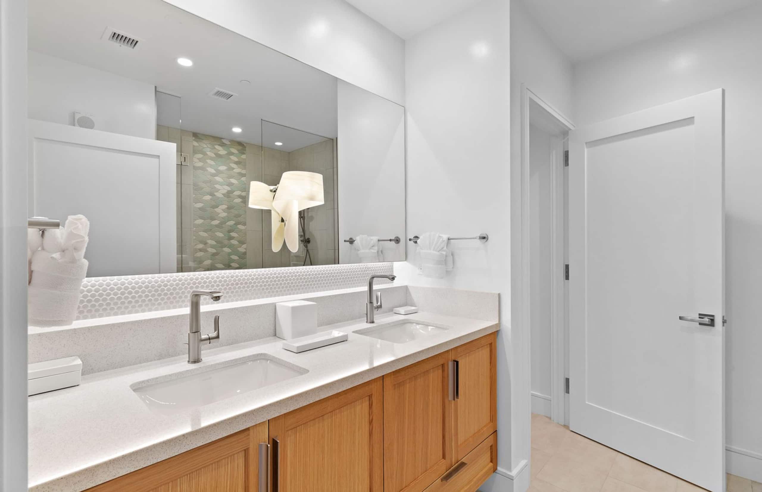 Condo in Lahaina · ★5.0 · 3 bedrooms · 4 beds · 3 baths - Image 18
