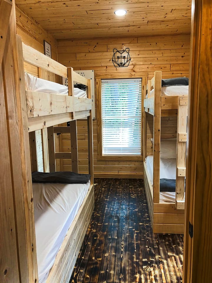 חדר מיטות קומתיים לילדים, 4 מיטות נפרדות