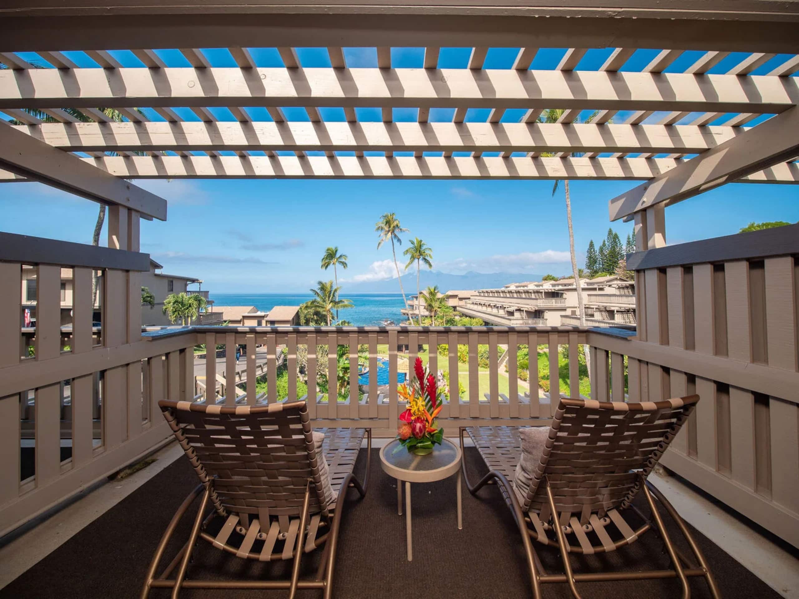 Condo in Lahaina · ★4.96 · 2 bedrooms · 3 beds · 2.5 baths - Image 11