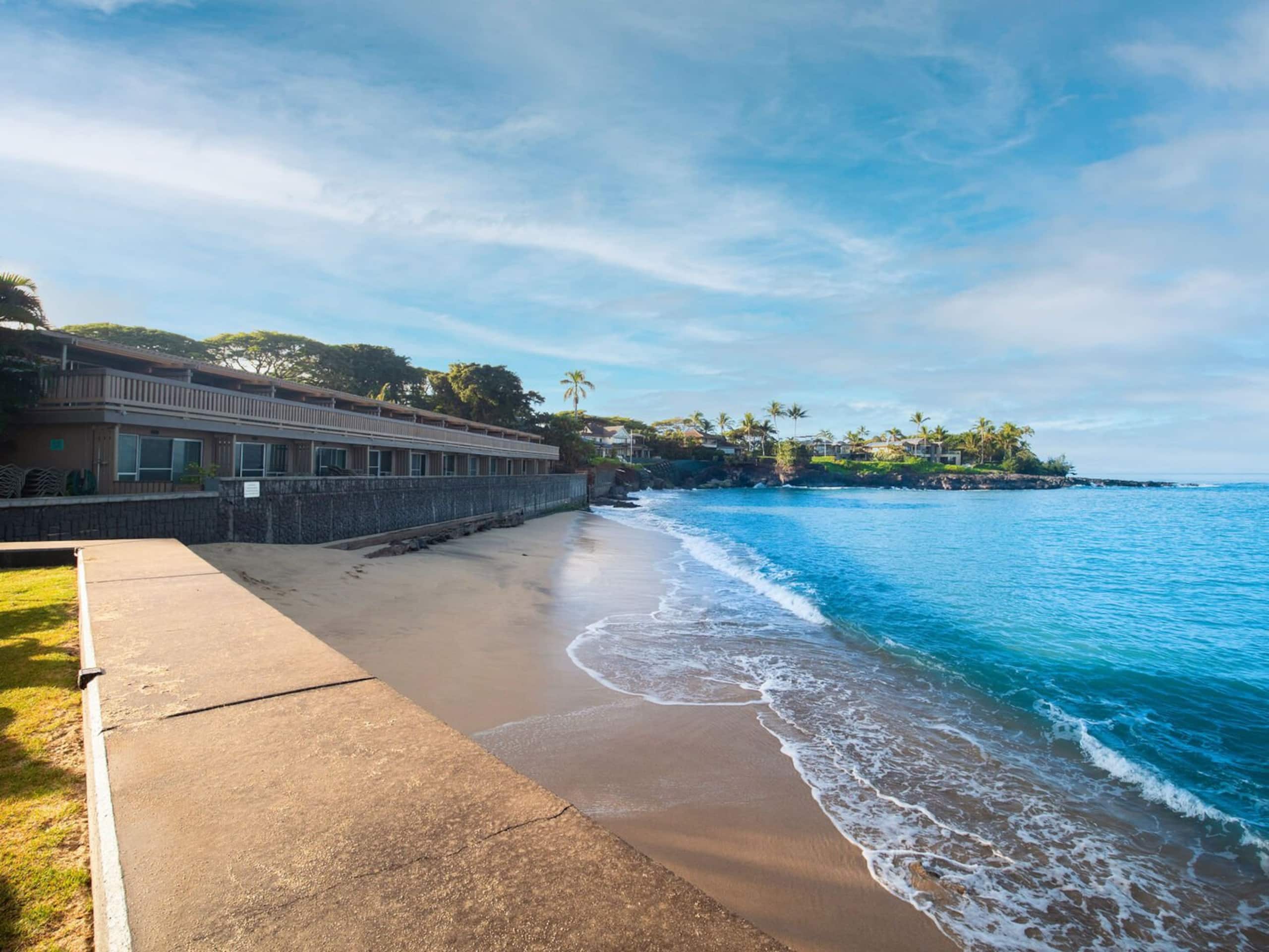 Condo in Lahaina · ★4.96 · 2 bedrooms · 3 beds · 2.5 baths - Image 31