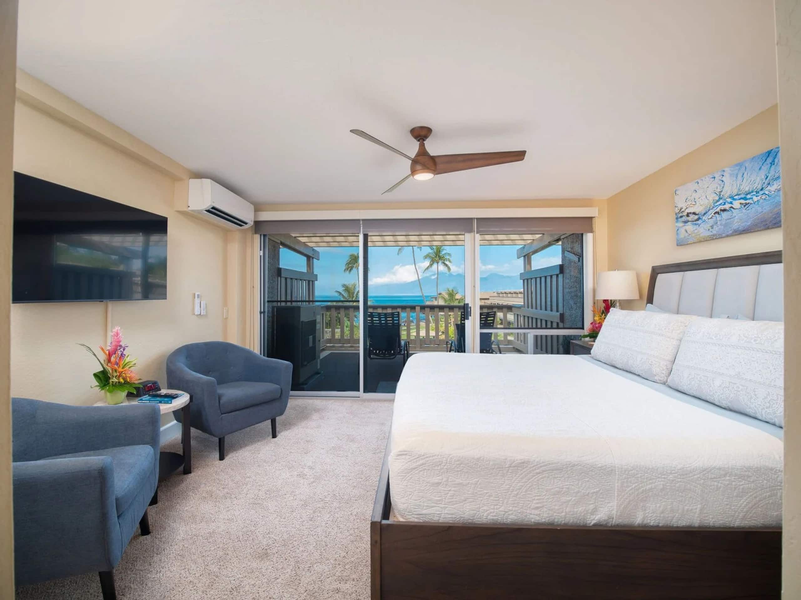 Condo in Lahaina · ★4.96 · 2 bedrooms · 3 beds · 2.5 baths - Image 8