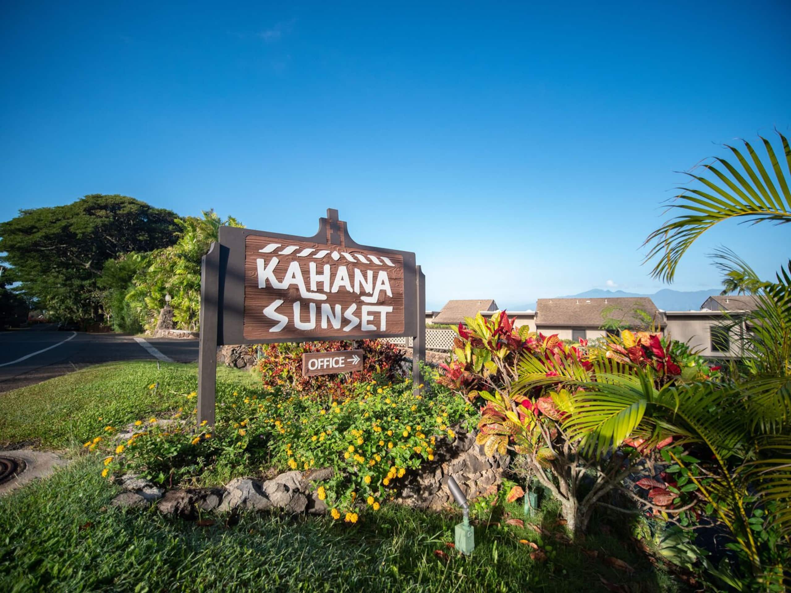 Condo in Lahaina · ★4.96 · 2 bedrooms · 3 beds · 2.5 baths - Image 32