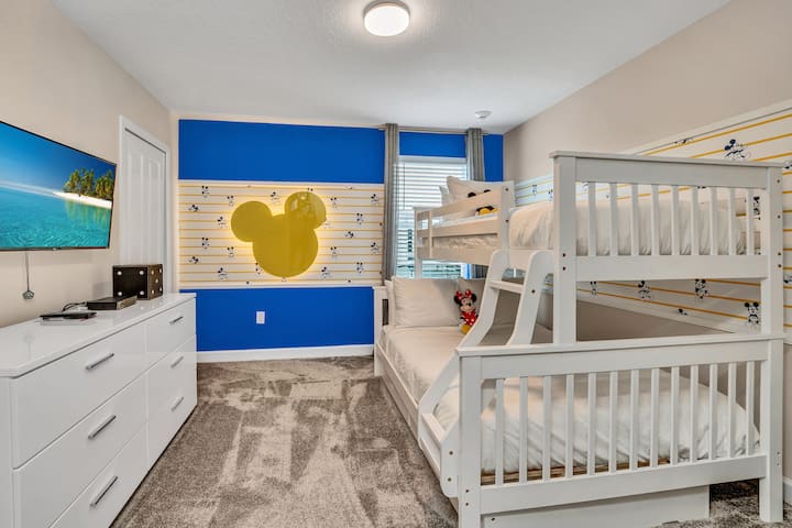Eclat Bedroom of the Apartment in Kissimmee Florida - Удобни кревети во бункери - паметен телевизор и Netflix - Спална соба со удобен амбиент, мешавина од удобност и естетика