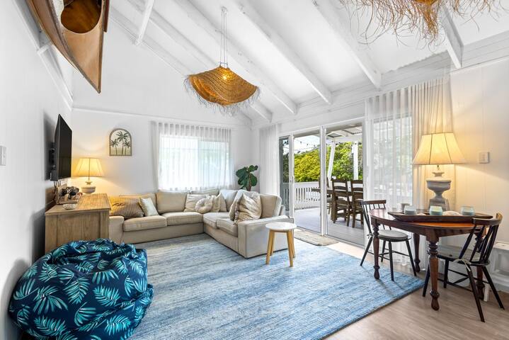 Barra Luxe Beach House Gold Award winner gallery image 5