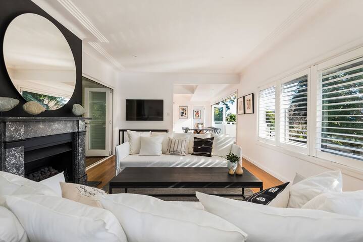 Chic Palm Beach Holiday Home