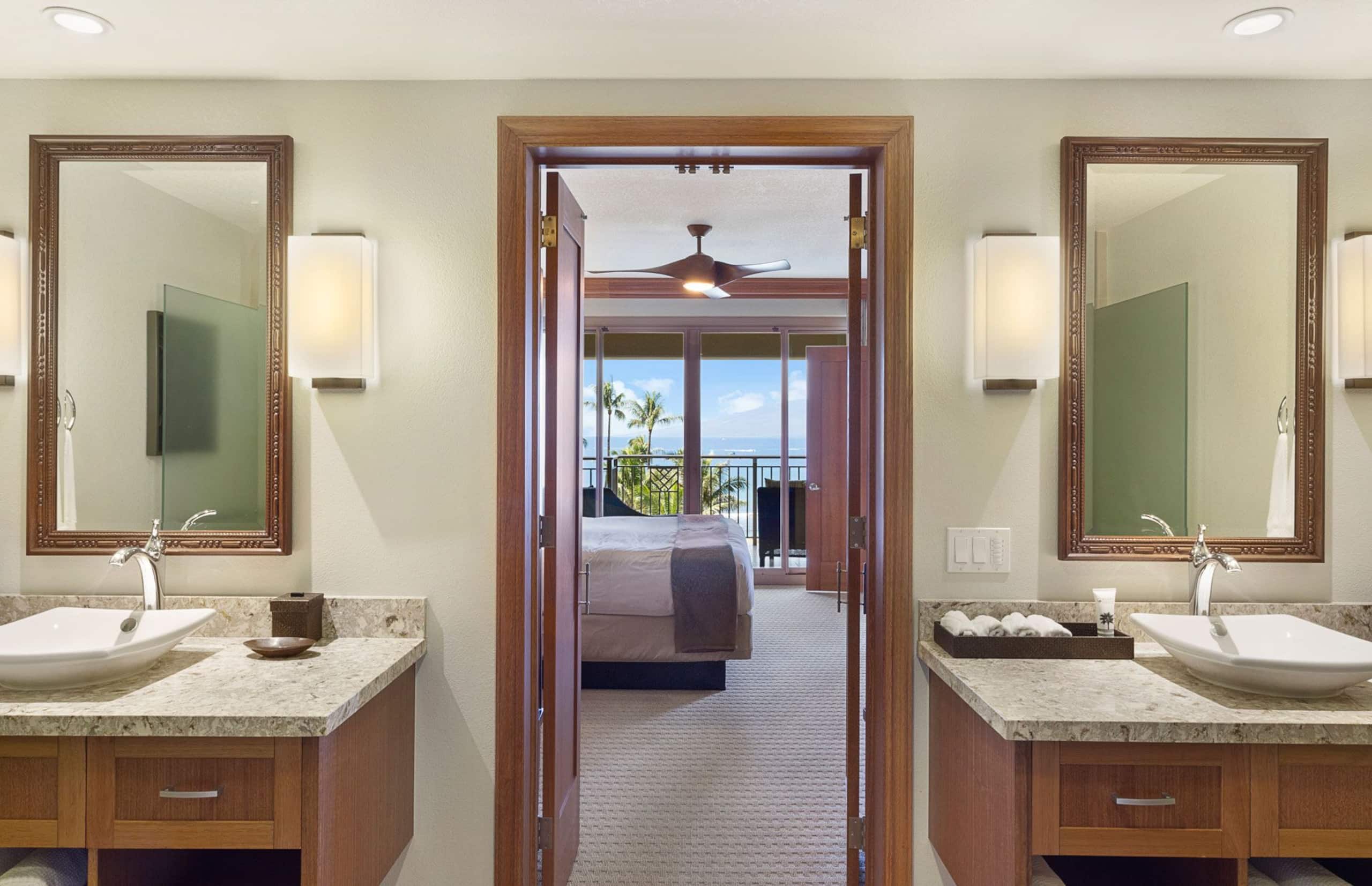 Condo in Lahaina · ★5.0 · 2 bedrooms · 4 beds · 2 baths - Image 12