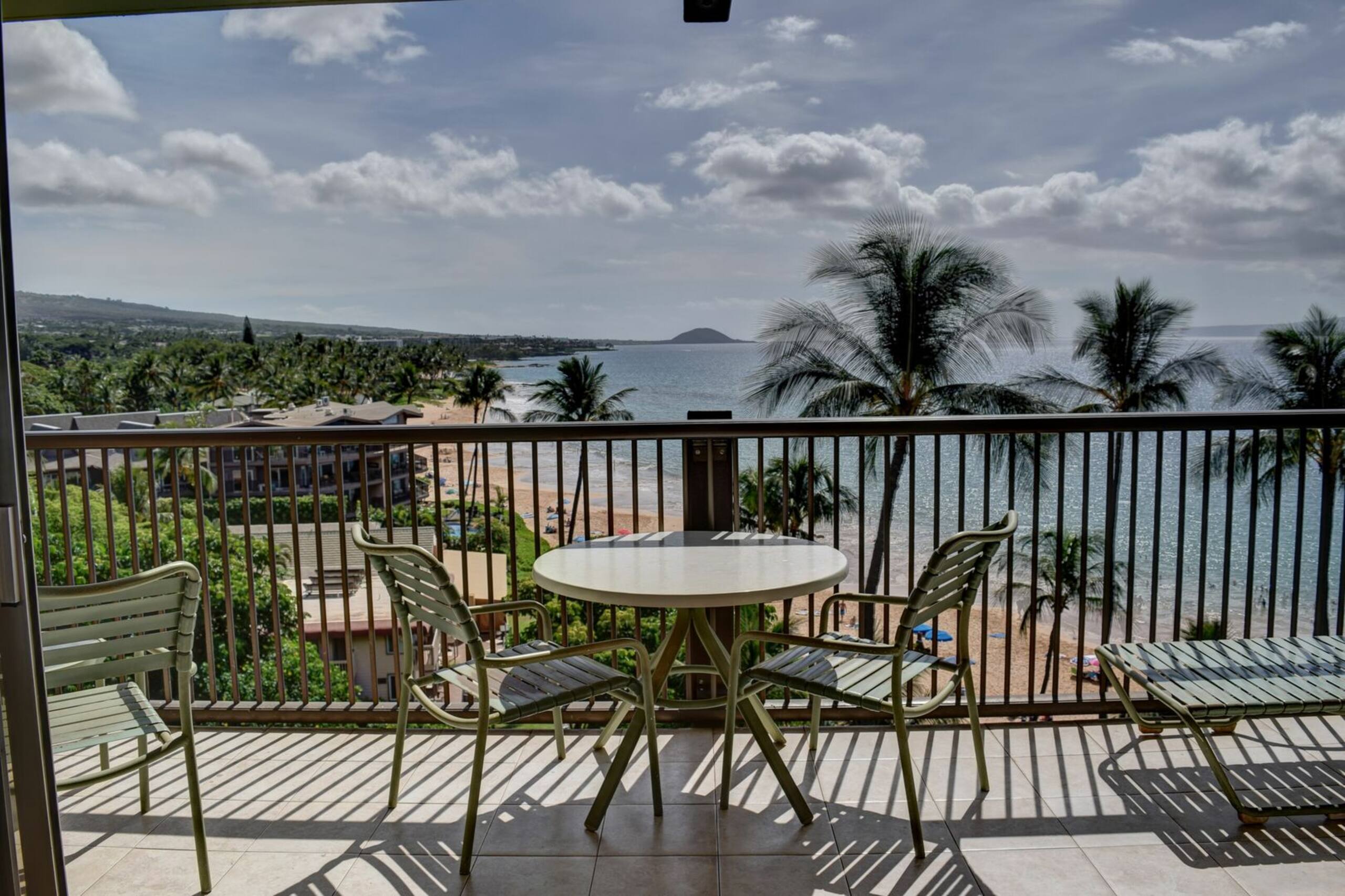 Condo in Kihei · ★4.38 · 1 bedroom · 1 bed · 1 bath - Image 7