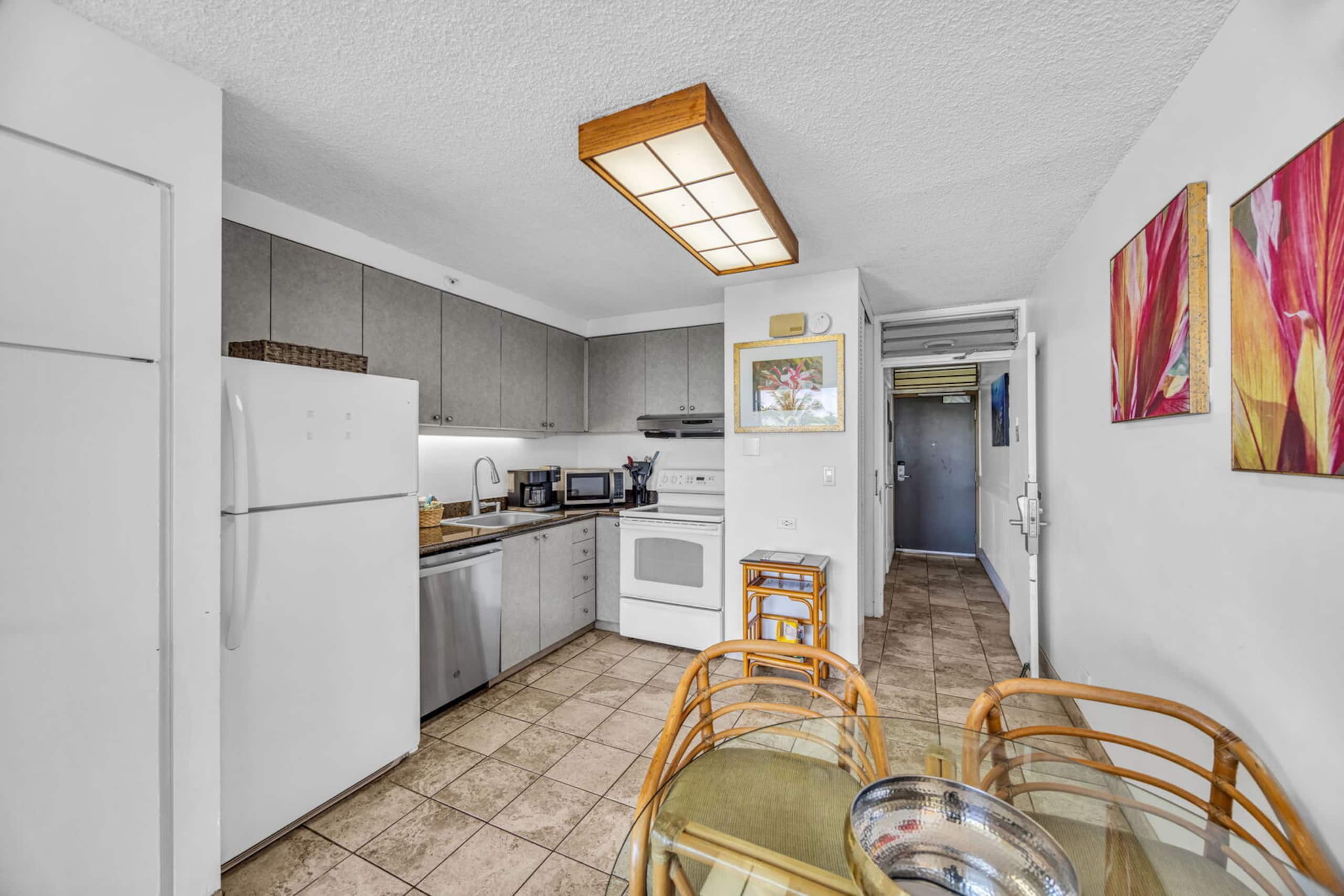 Condo in Kihei · ★4.33 · 2 bedrooms · 3 beds · 2 baths - Image 13