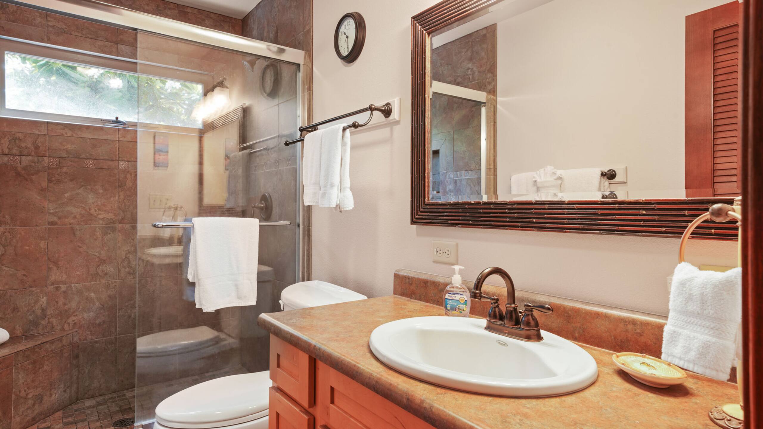 Home in Kailua-Kona · ★4.87 · 2 bedrooms · 2 beds · 2 baths - Image 16