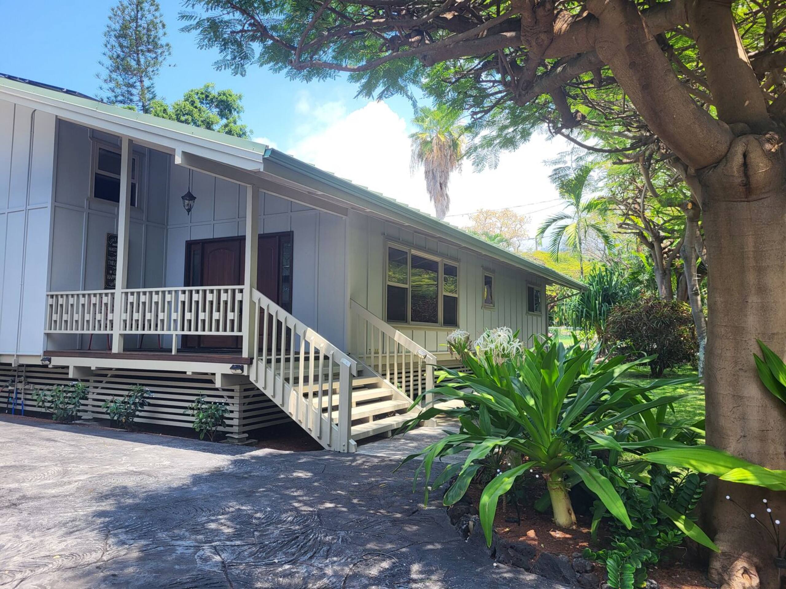 Home in Kailua-Kona · ★4.87 · 2 bedrooms · 2 beds · 2 baths - Image 22