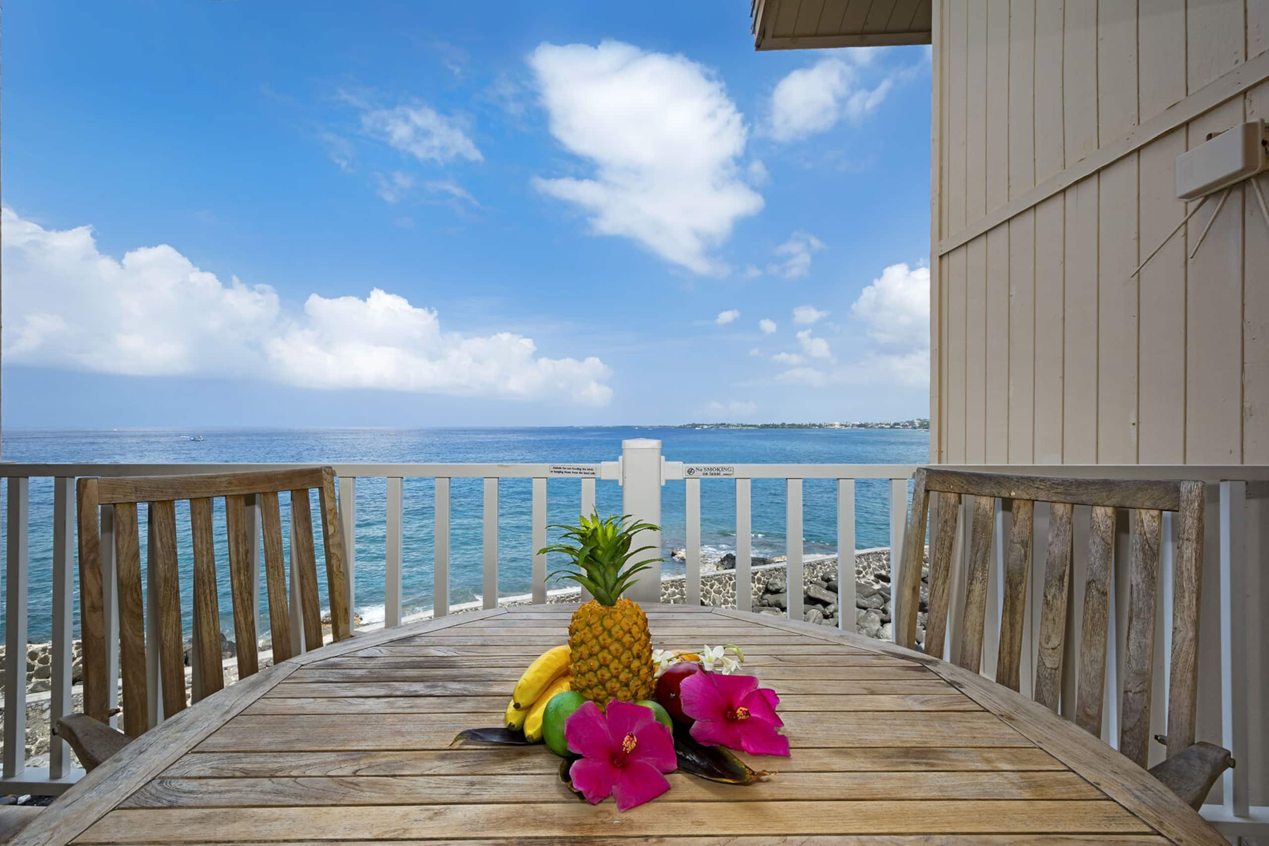 Condo in Kailua-Kona · ★4.69 · 2 bedrooms · 2 beds · 2 baths - Image 1
