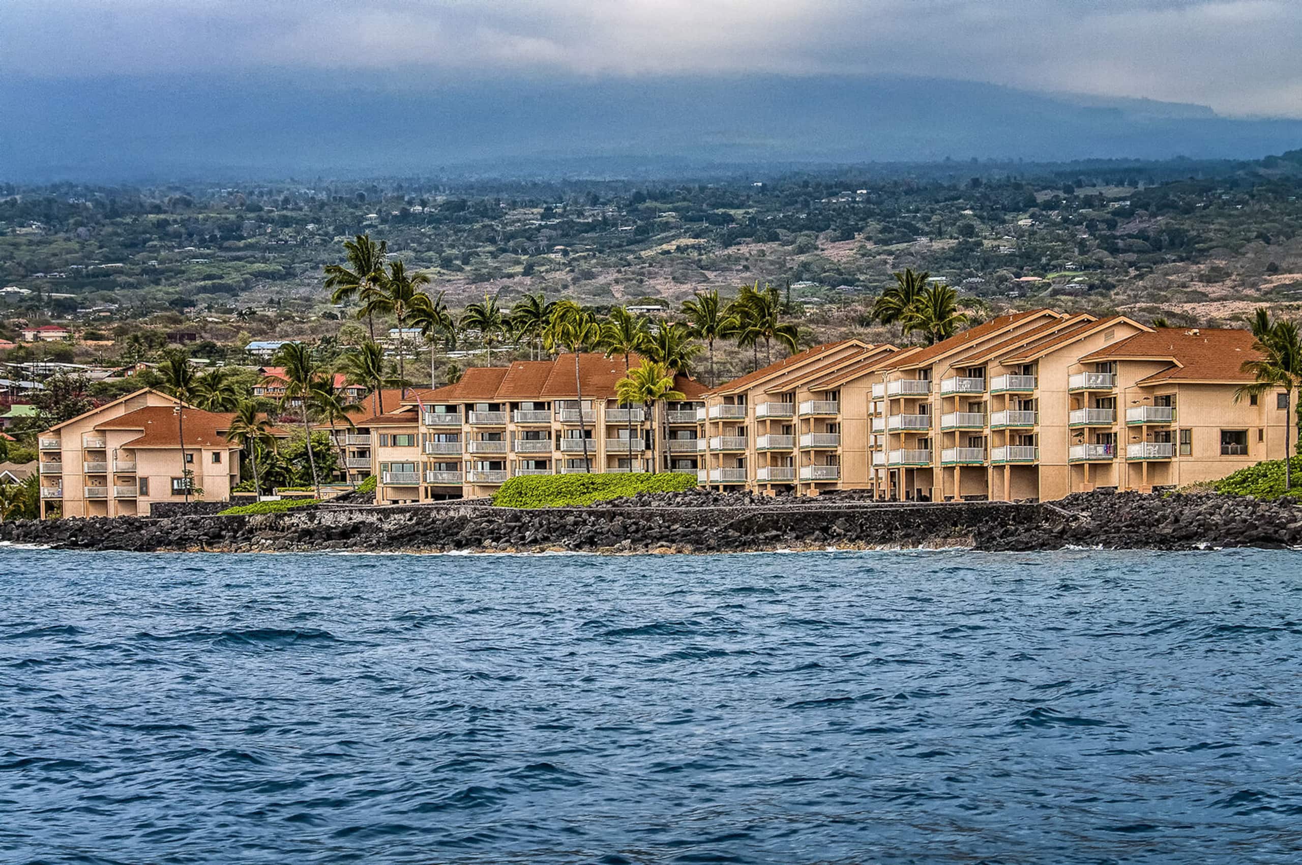 Condo in Kailua-Kona · ★4.69 · 2 bedrooms · 2 beds · 2 baths - Image 25