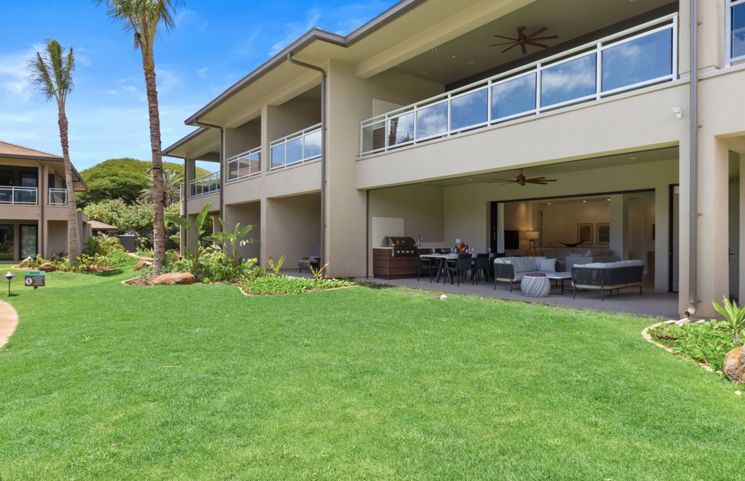 Condo in Lahaina · ★5.0 · 3 bedrooms · 4 beds · 3 baths - Image 3
