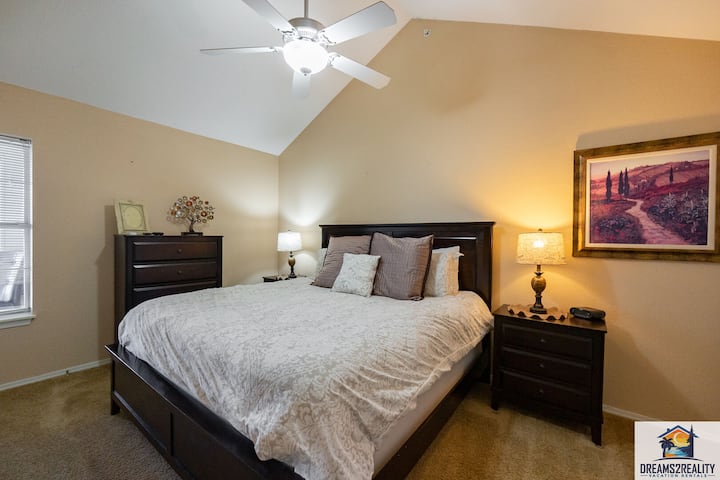 Საძინებელი 2~ დიდი ზომის საწოლი