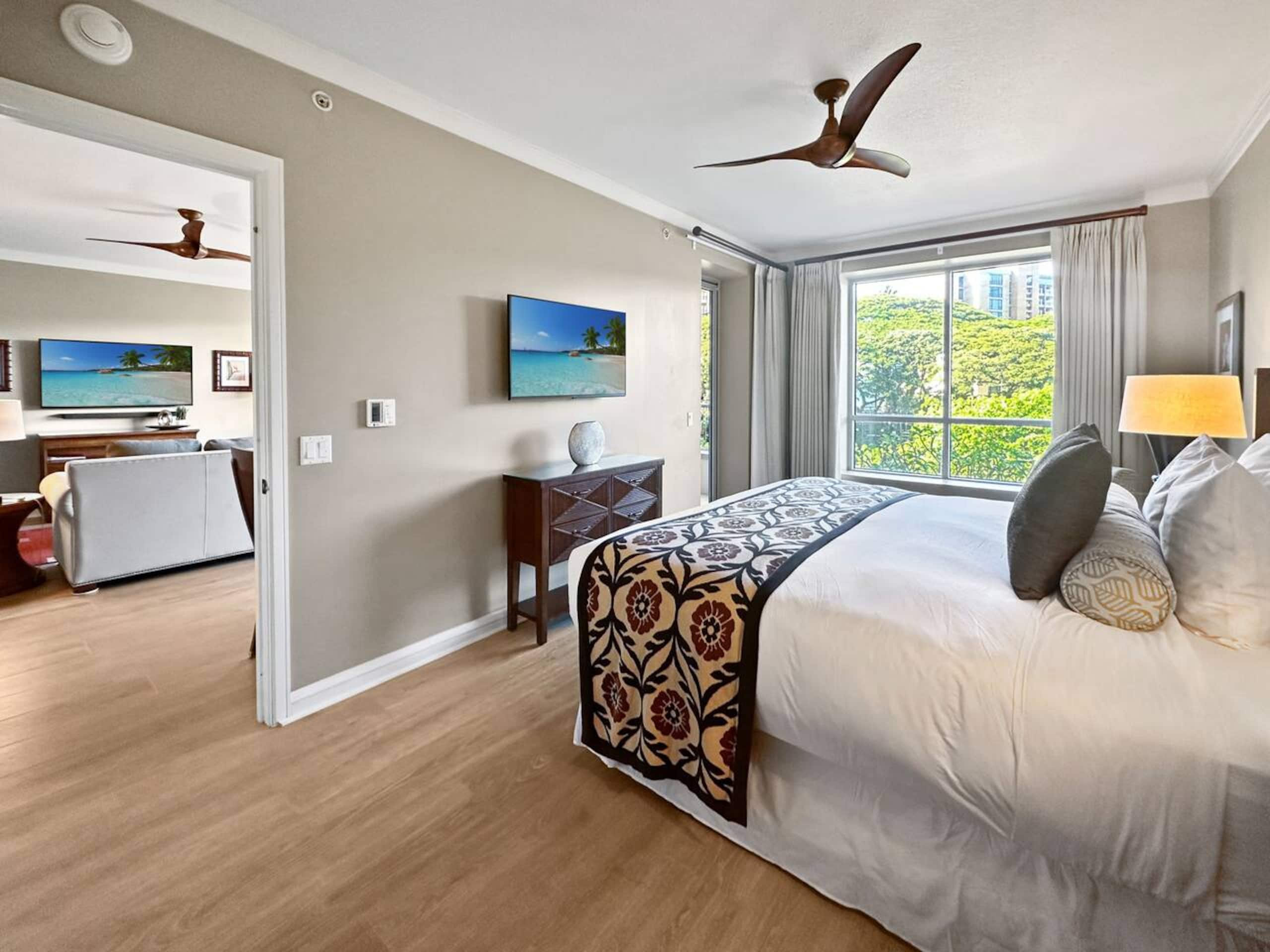 Condo in Lahaina · ★4.91 · 1 bedroom · 2 beds · 1 bath - Image 15