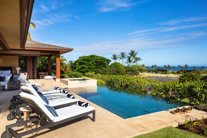 Lavish Oceanview Estate w/Private Pool, Spa & AC gallery image 3
