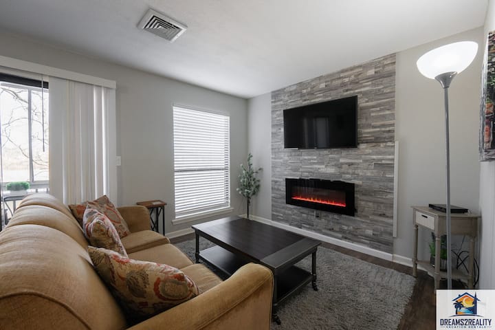 1br Walk-in ~ Near Pools ~ Free Tickets! (Pr40-10) - Branson, MO