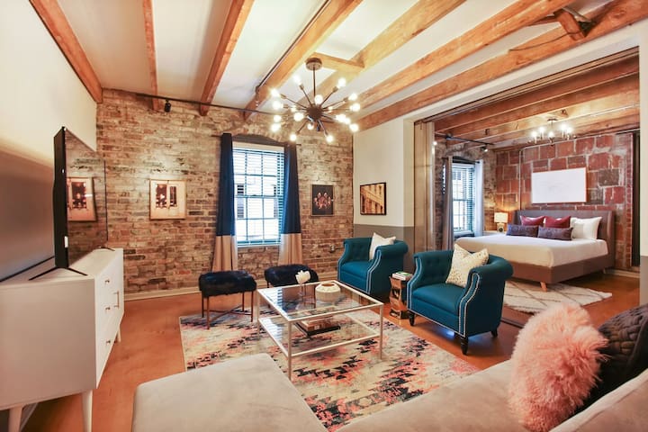 Warehouse District | Luxury Two Bedroom