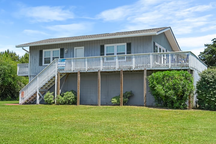 House 1/2 Block To Ocean. Budget/family-friendly - Sunset Beach, NC