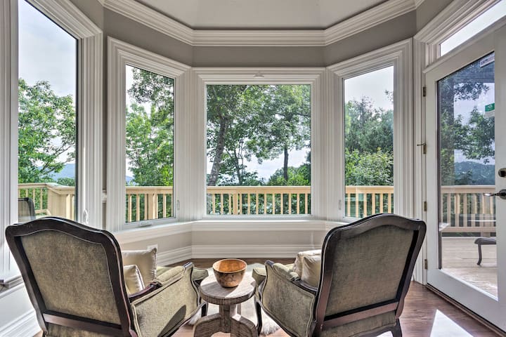 Spacious Elk Mountain Sanctuary w/ Deck & Views!