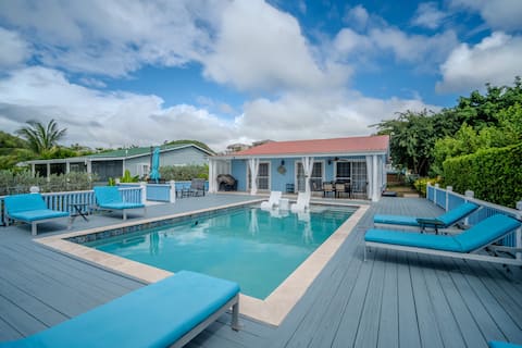 Serene Poolside Sanctuary