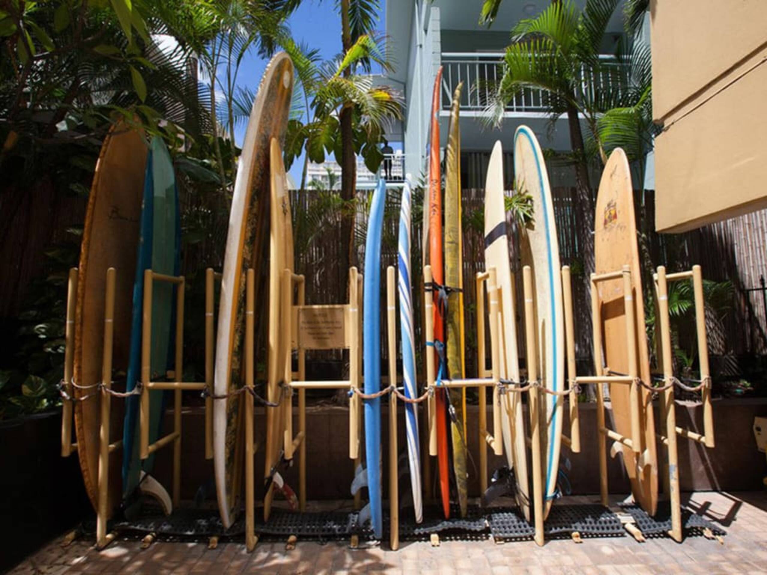 Condo in Honolulu · ★4.0 · Studio · 2 beds · 1 private bath - Image 28