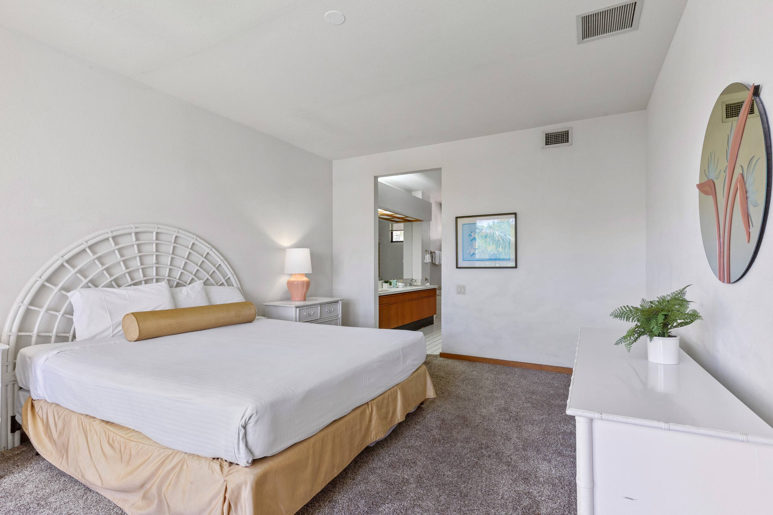Condo in Waikoloa Village · ★4.25 · 2 bedrooms · 4 beds · 2 baths - Photo 10