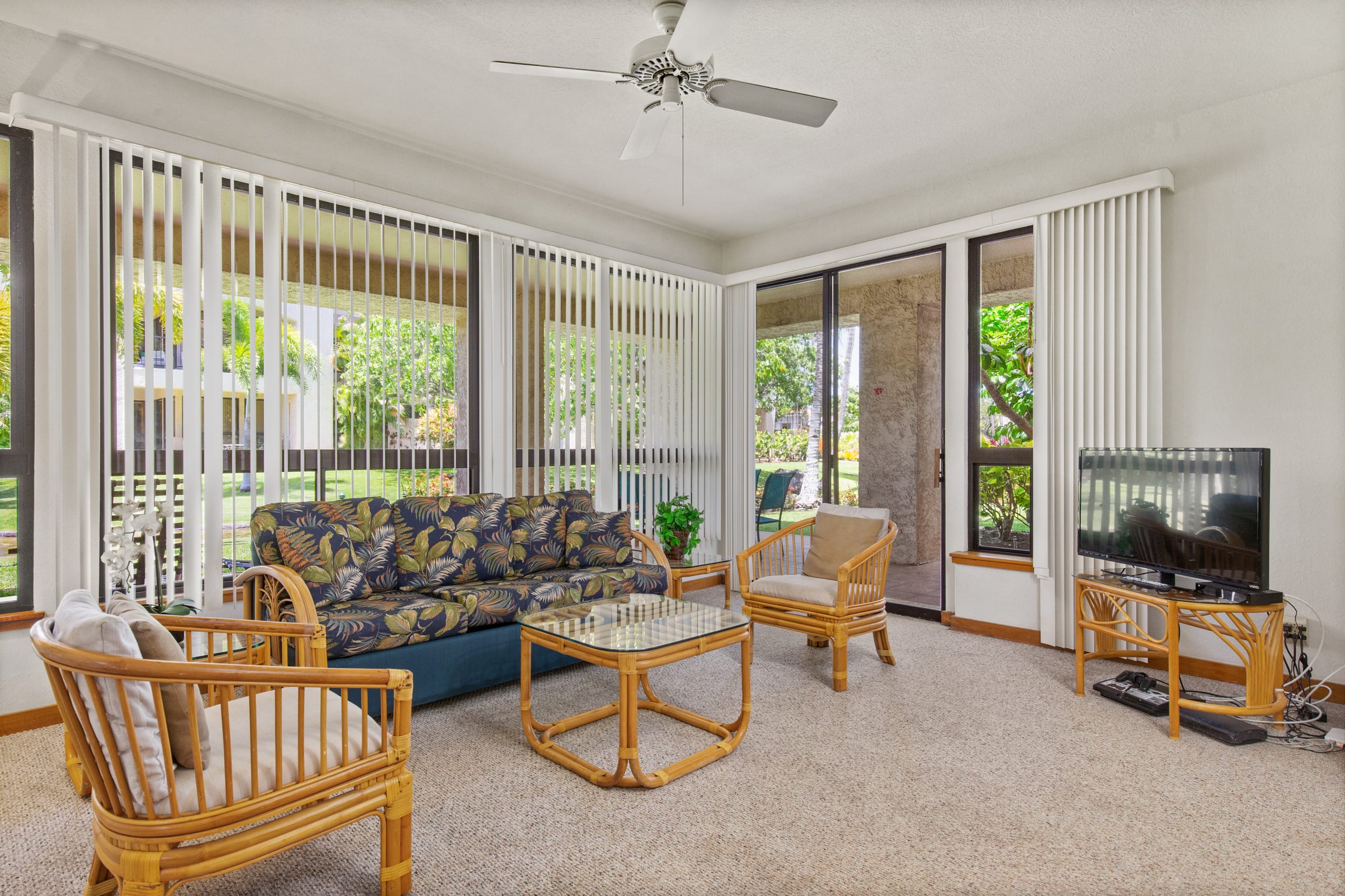 Resort Condo w/ Pool & Hot Tub - Photo 3