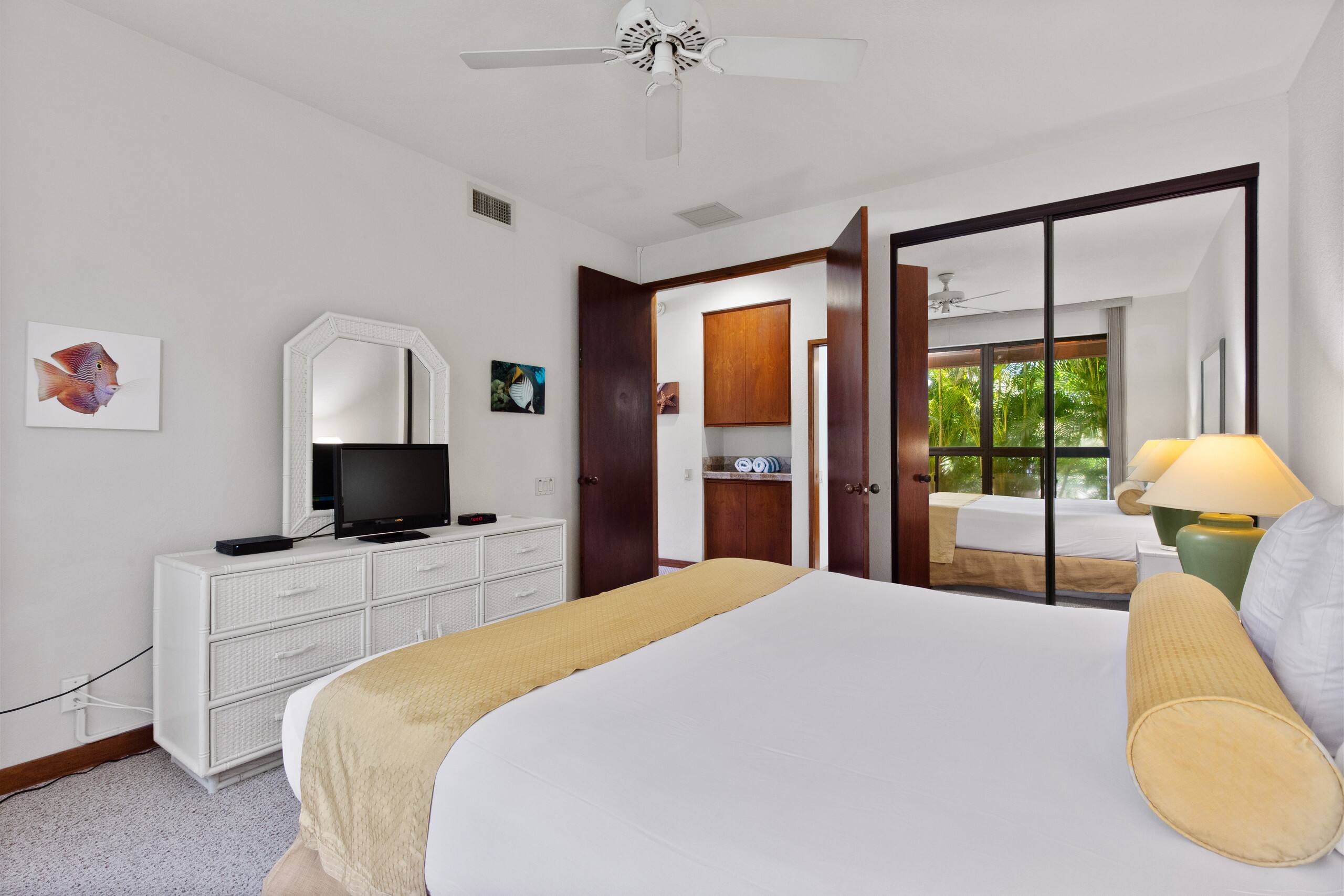 Condo in Waikoloa Village · ★4.14 · 1 bedroom · 1 bed · 1 bath - Photo 11