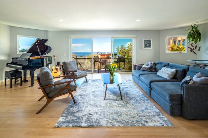 Beach Resort Home w/Ocean Views + Jacuzzi & Sauna! gallery image 2