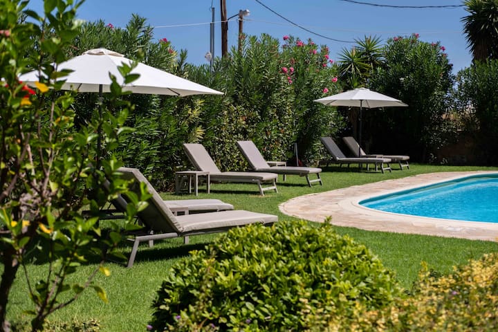 Villa Selena | Heated Pool gallery image 4