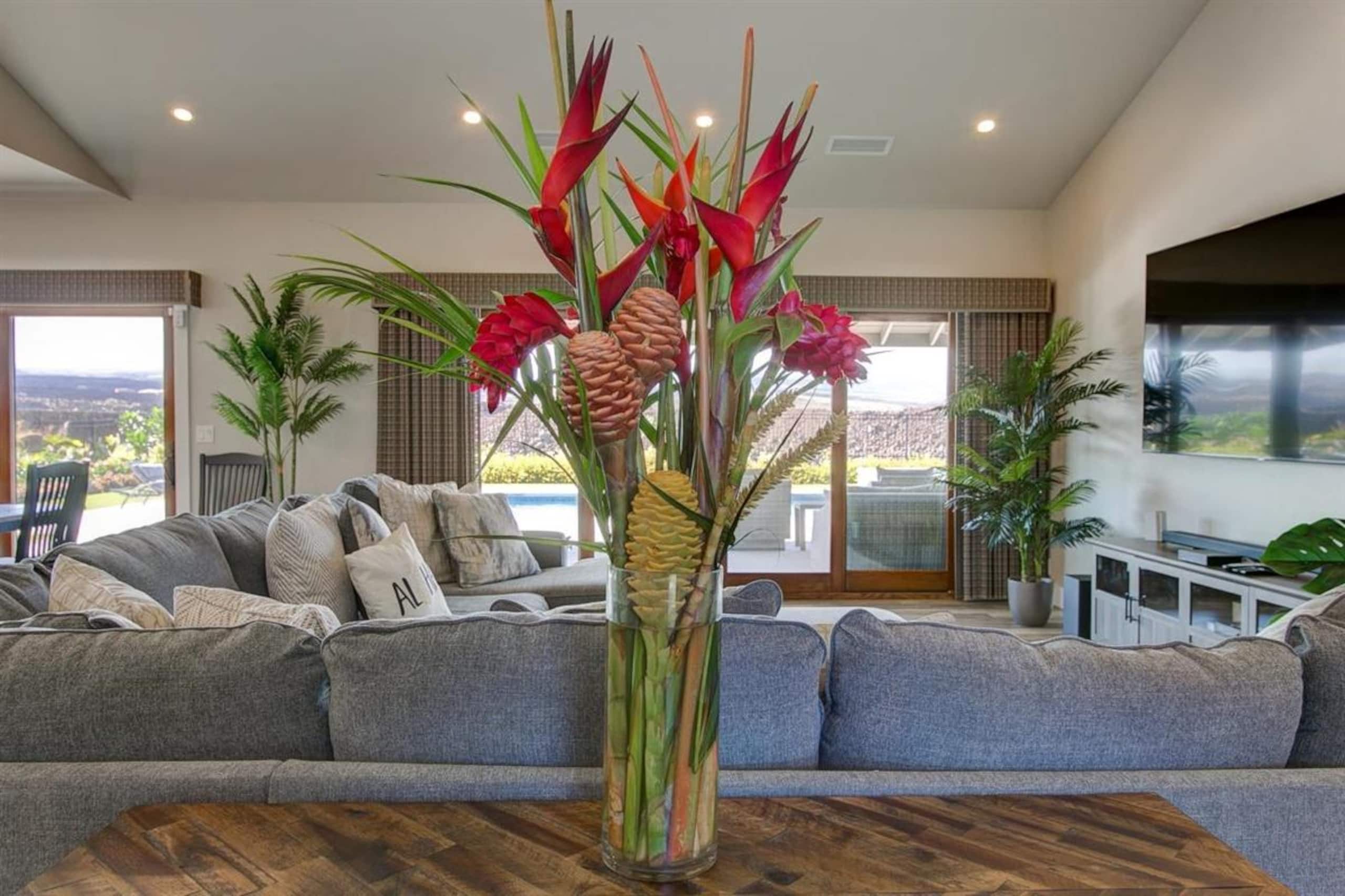 Luxury Home w/Pool + Spa, Sleeps 10, Waikoloa Re - Photo 23