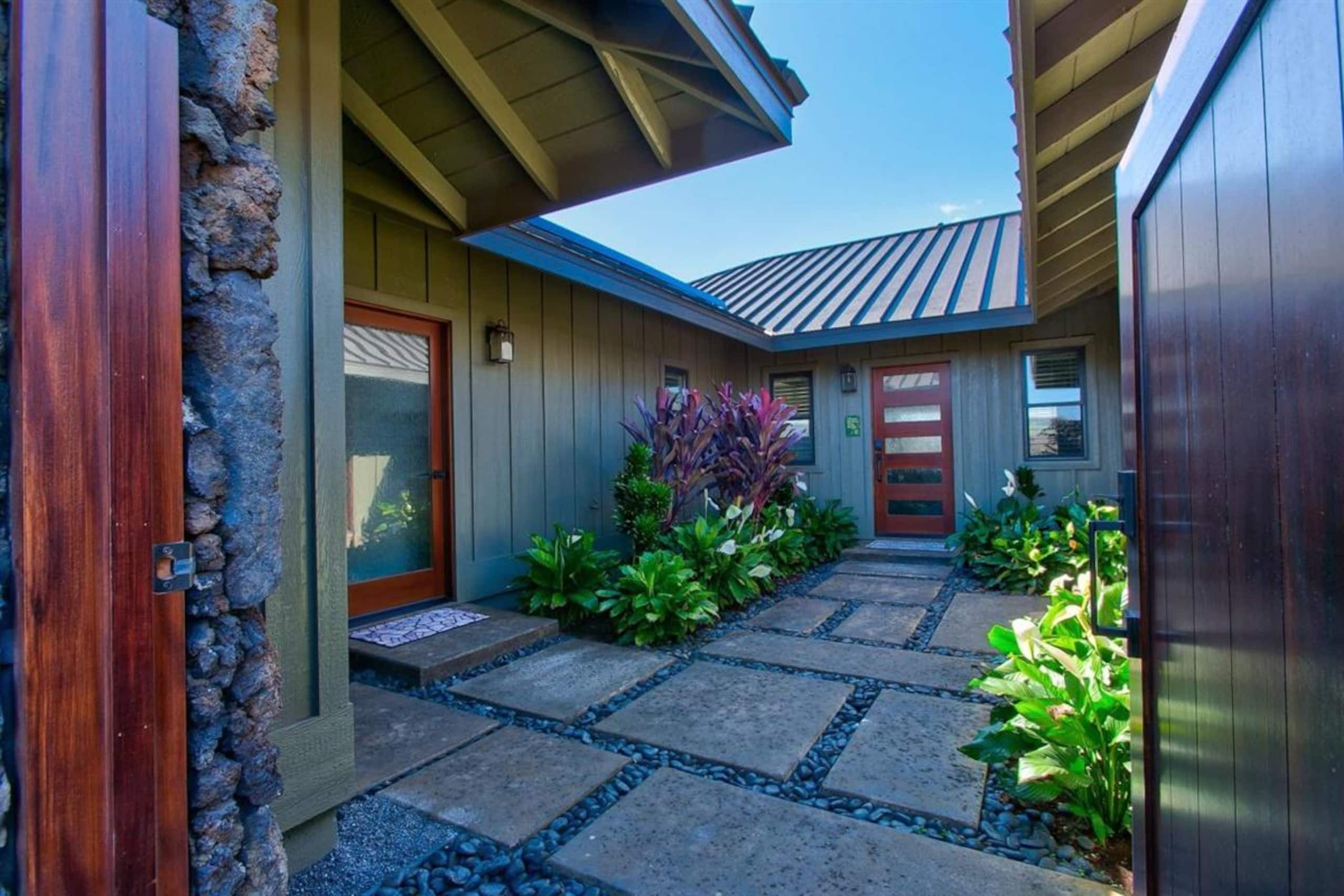Luxury Home w/Pool + Spa, Sleeps 10, Waikoloa Re - Photo 3