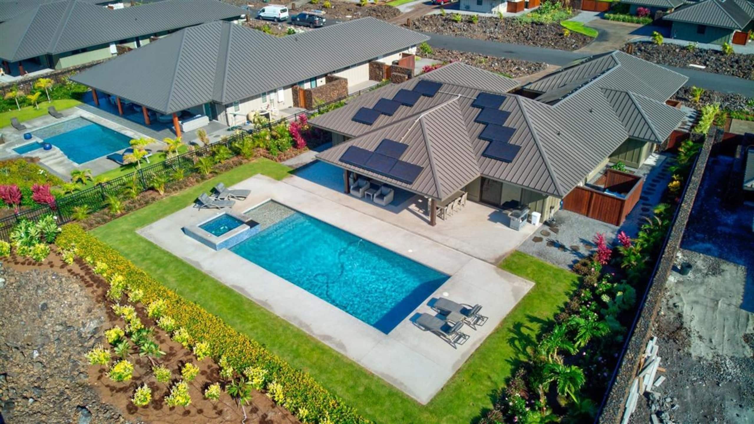 Luxury Home w/Pool + Spa, Sleeps 10, Waikoloa Re - Photo 16