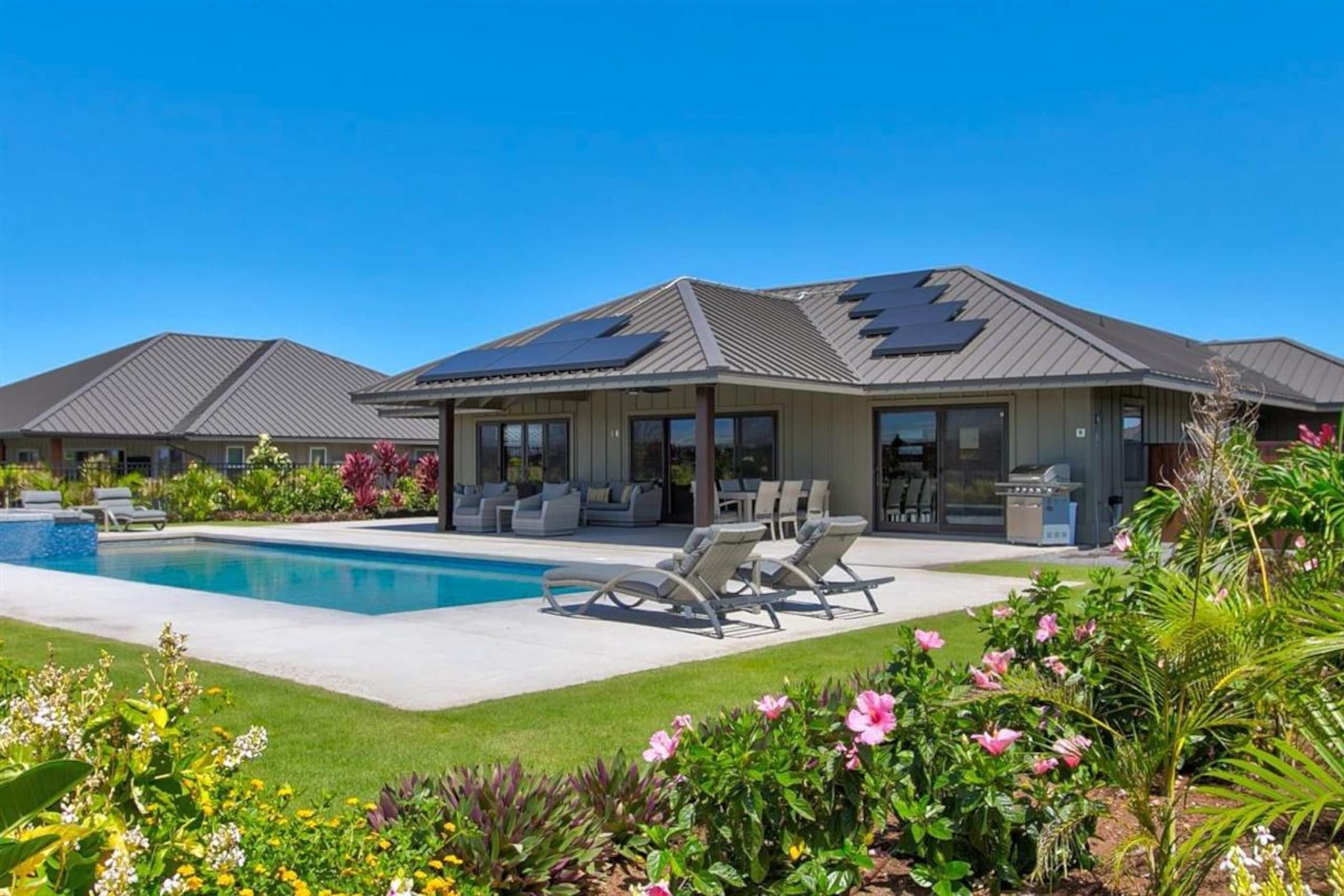 Luxury Home w/Pool + Spa, Sleeps 10, Waikoloa Re - Photo 2