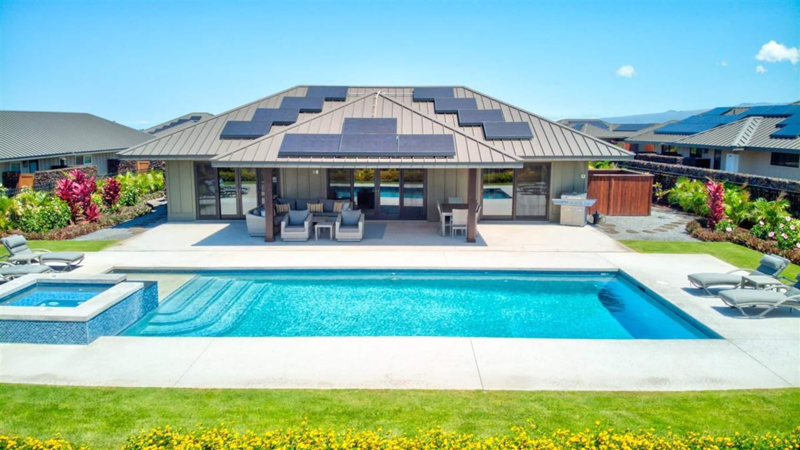 Luxury Home w/Pool + Spa, Sleeps 10, Waikoloa Re - Photo 13