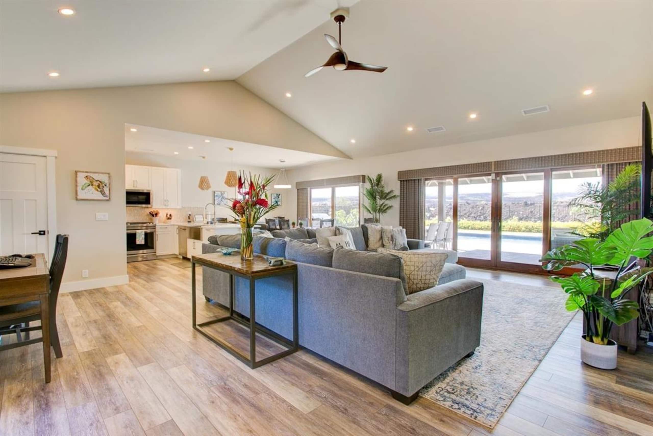Luxury Home w/Pool + Spa, Sleeps 10, Waikoloa Re - Photo 24
