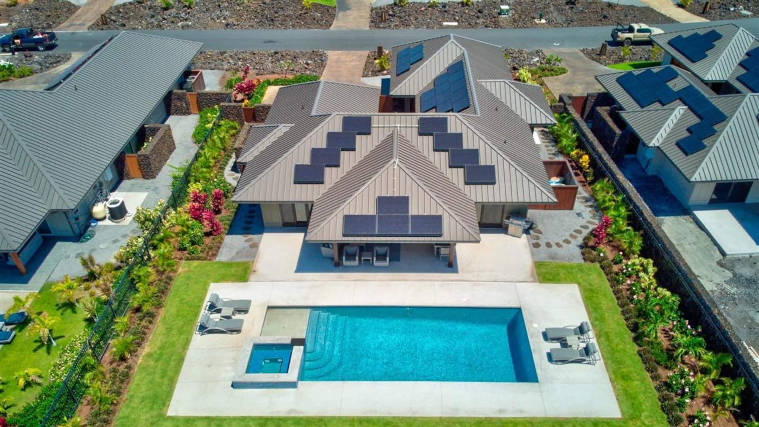 Luxury Home w/Pool + Spa, Sleeps 10, Waikoloa Re - Photo 15
