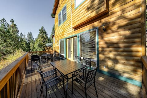 Successful Airbnb property: Sierra Pines Villa | Winter Fun | Game Rm | Garage in Shaver Lake